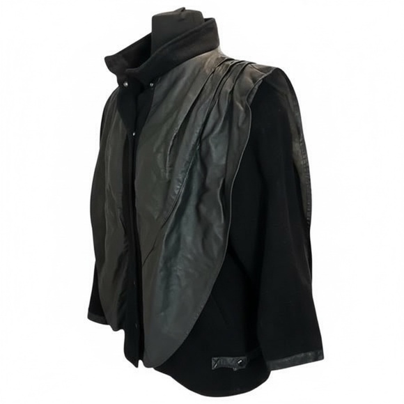 Vintage Outerwear by Phoenix Women's Black Leather Jacket Size 9/10 - Picture 3 of 9